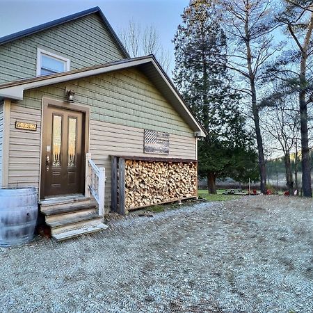 Maples Retreat - 2 Acres - Fireplace 埃利科特维尔 外观 照片